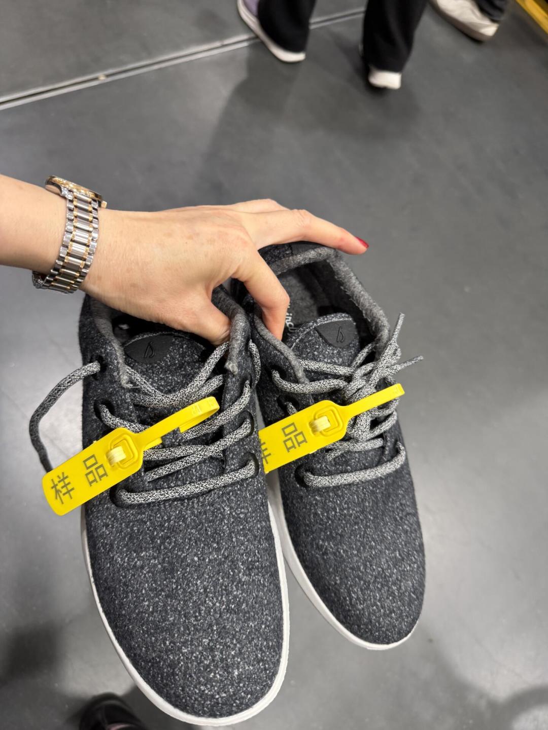 男人秋天买Allbirds,先别急着下单:搞懂这5条线,再决定捡山姆的漏还是买新款