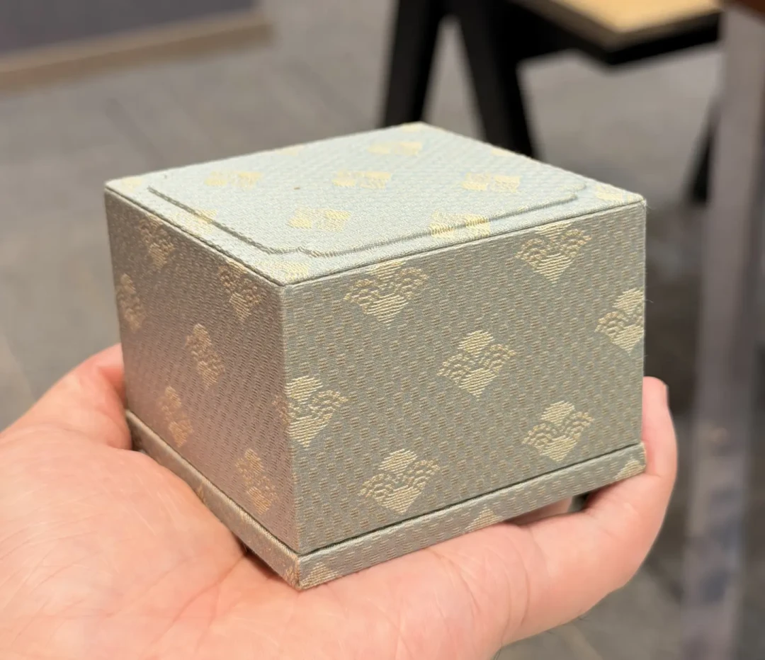 一盒四位数价位的印泥,长霉返修花了74块:入秋前,给你的篆刻装备做一次十分钟盘点