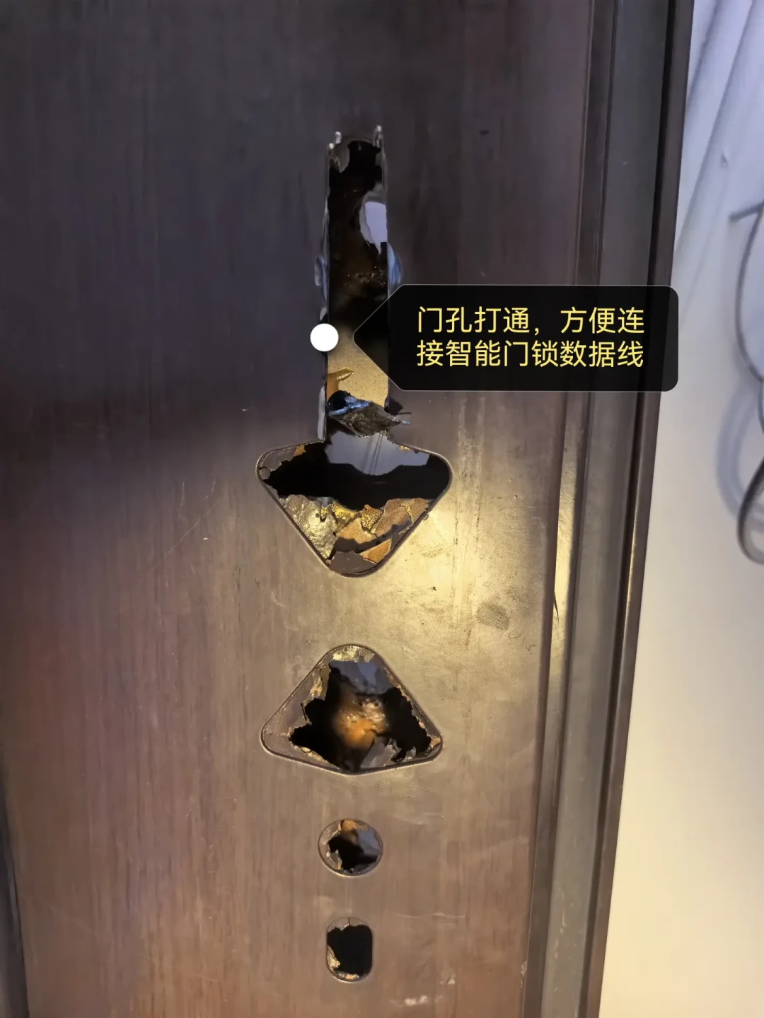 安装费砍到80一单，你还自己装锁省钱？国庆换锁季前，把威克士电池党的开孔账算完：哪几步能自己接、哪几步千万别碰