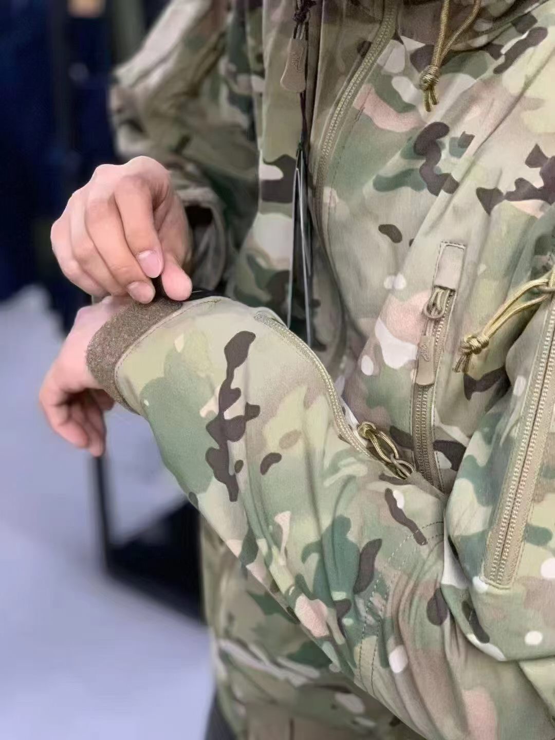 轻骑兵还是火枪手?赫利肯软壳这堆绕口的名字,入秋前一次说清
