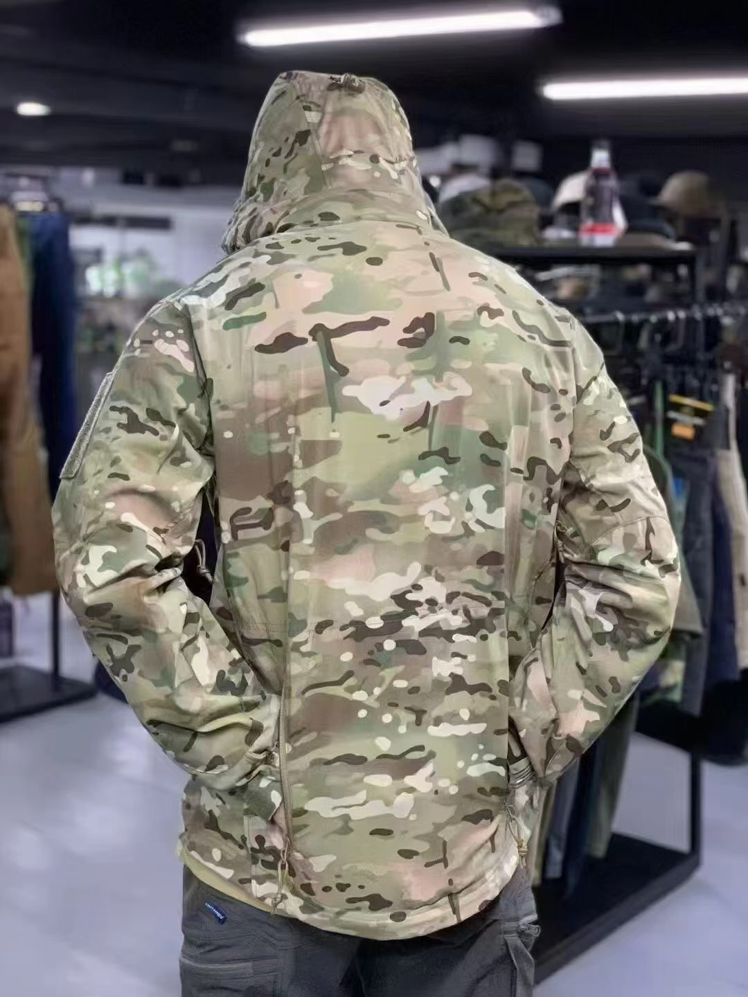 轻骑兵还是火枪手?赫利肯软壳这堆绕口的名字,入秋前一次说清
