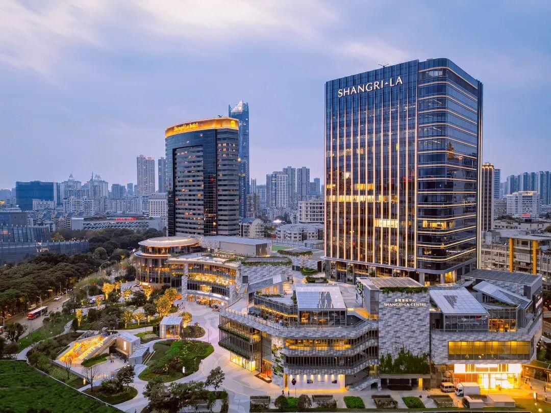 9月1日,开学第一天,酒店价格开始