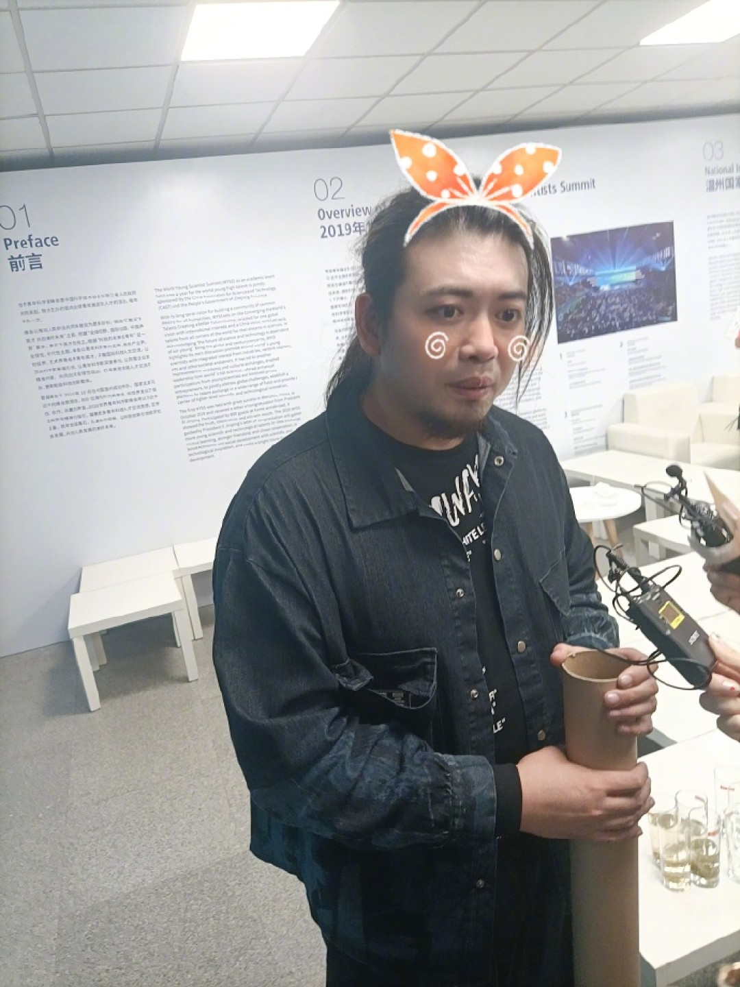 手工耿换了钛合金门牙,把罗永浩的采访模板问倒了:这期3小时45分正片,建议三类人分开看