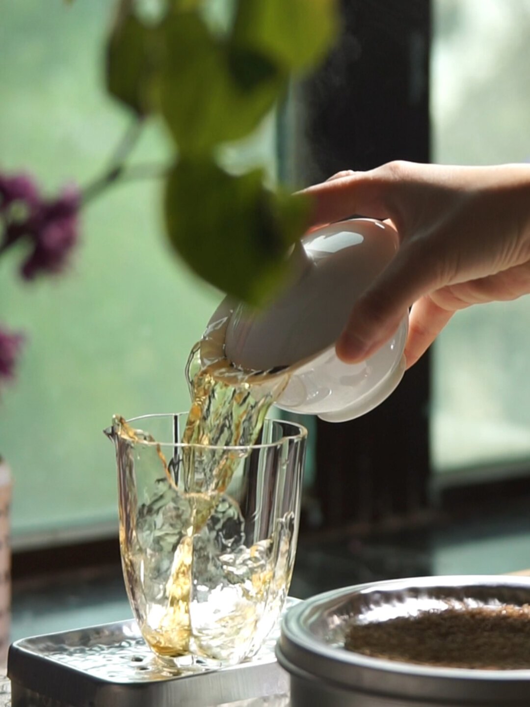 94条评论,一半是茶贩子:口粮茶软文过滤清单和跨平台经典作业