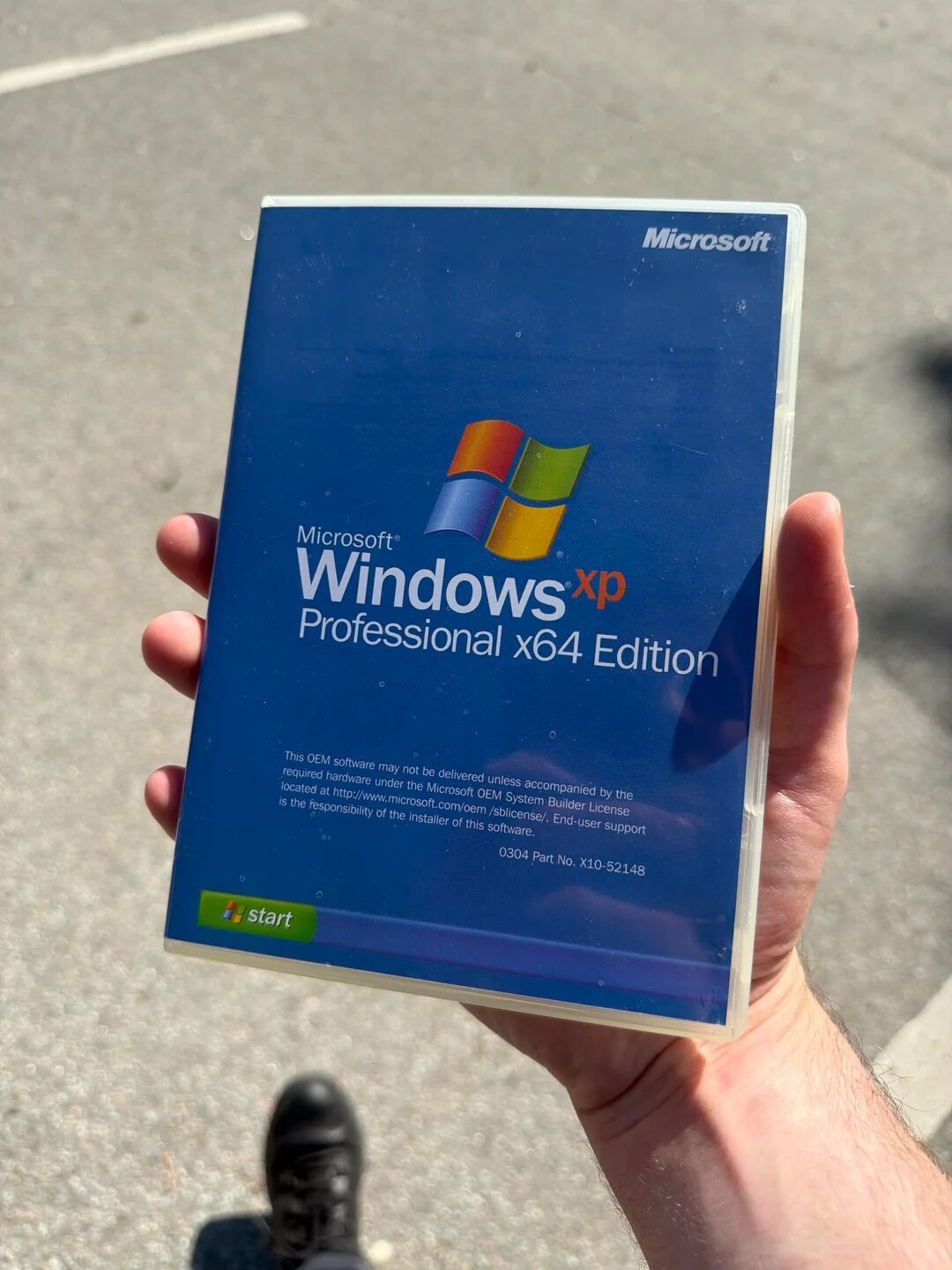 Windows XP 25周年：社区“正式版”都发了、联网还能激活，四条装机路线与三道坑全梳理
