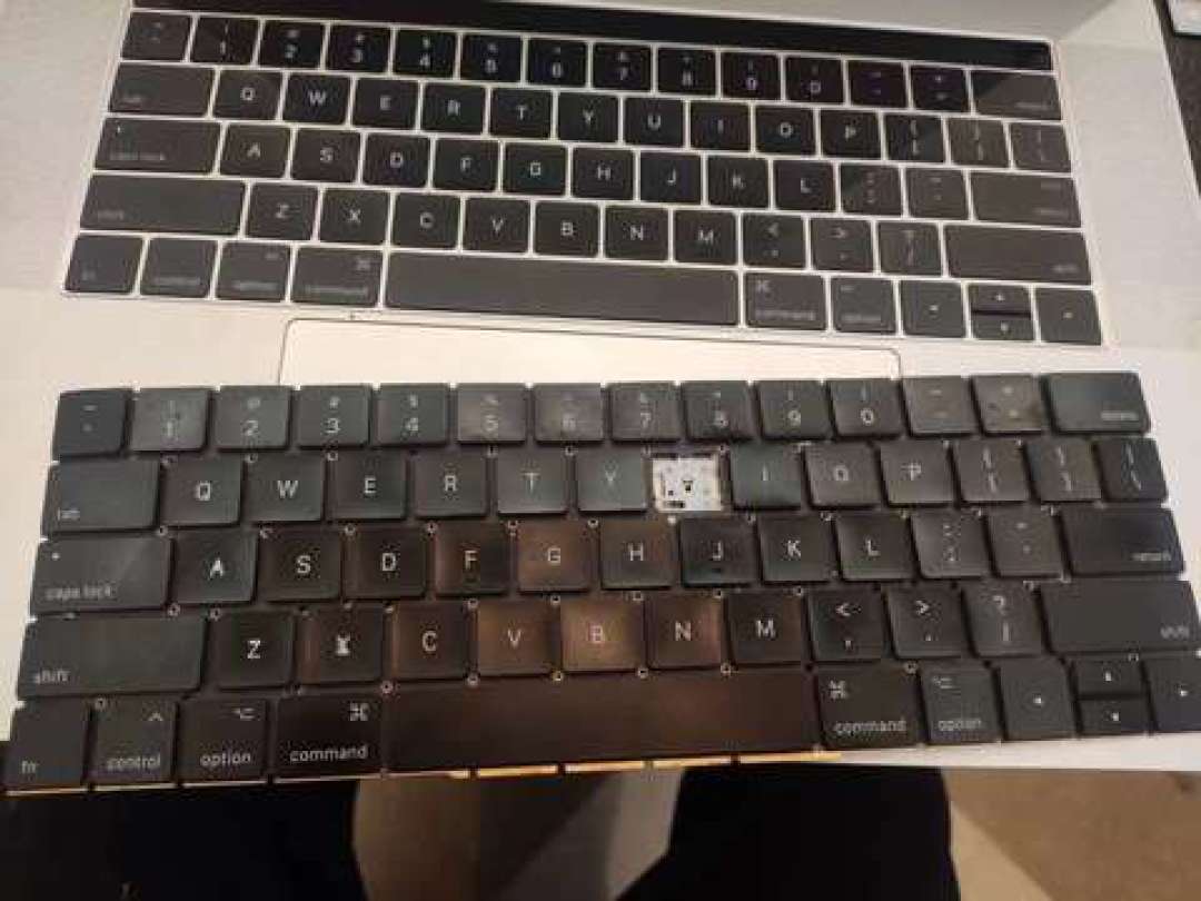 笔记本被泼了一杯水,先别急着付