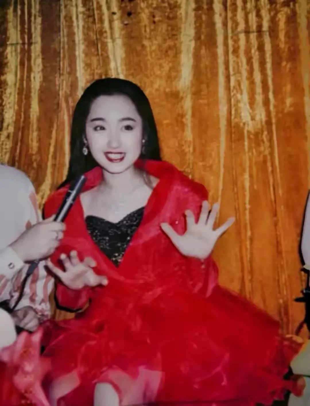 11000条评论装不下一个杨钰莹金曲榜:我把三代人记的歌合成了一张表