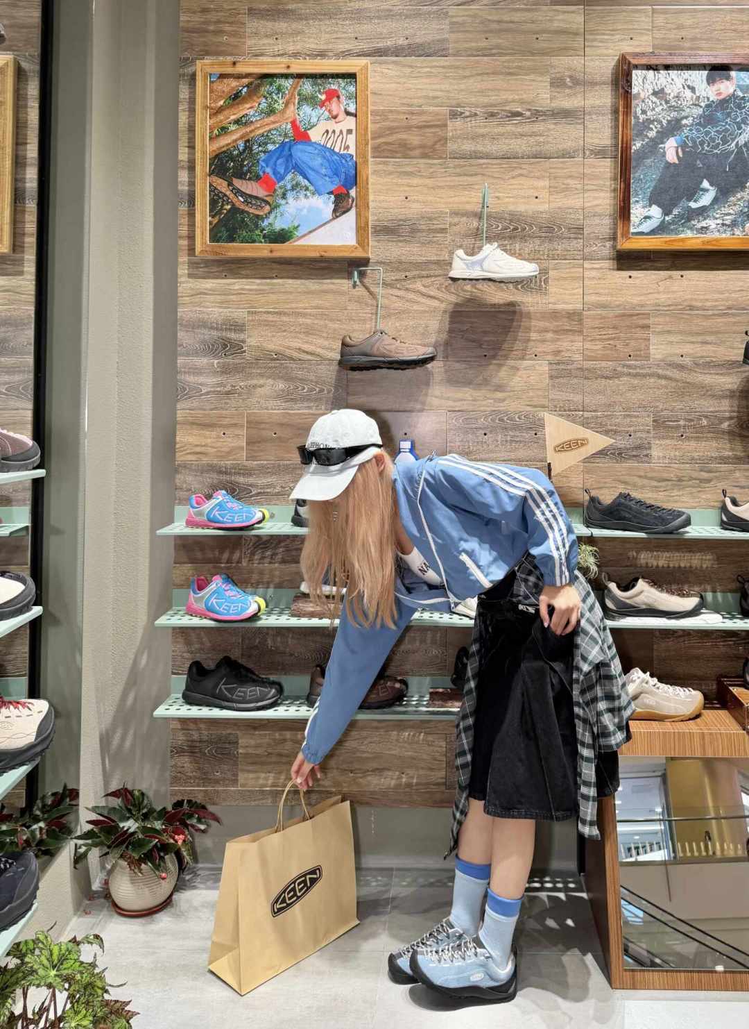 KEEN全国商场开店潮翻了一遍:开业福利是钥匙扣,货最难的其实在东京,这几家新店到底值不值得专程去