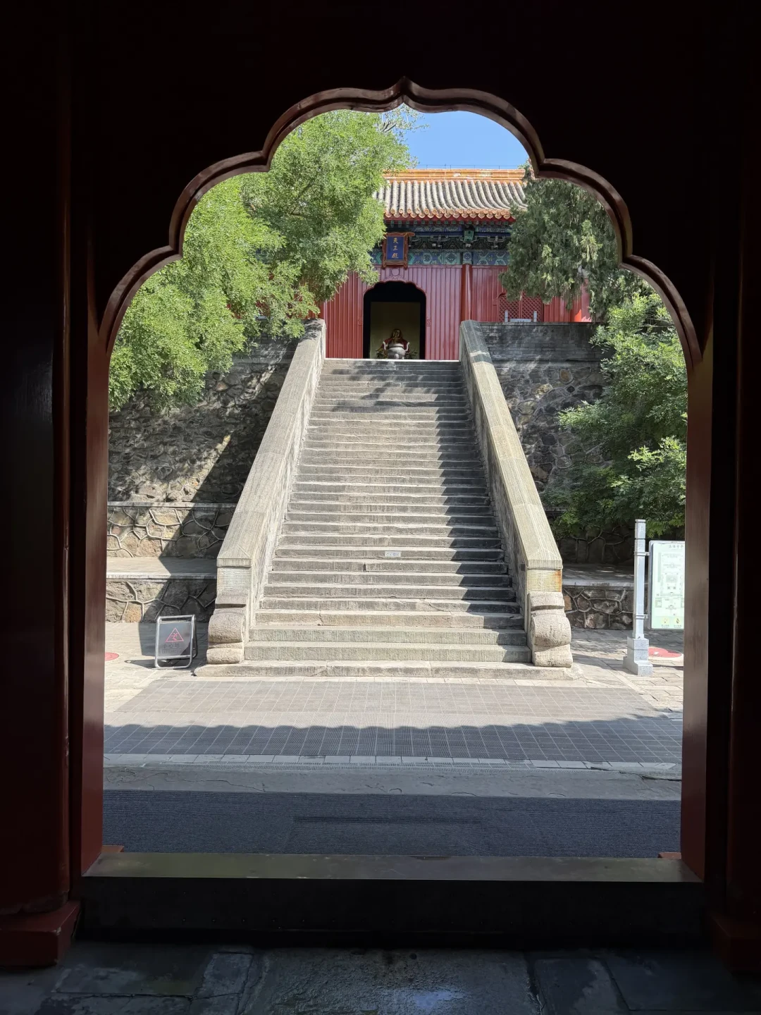 全网都在临摹法海寺水月观音:真迹拍不到,你手里的底稿可能是业余选手PS抠的线