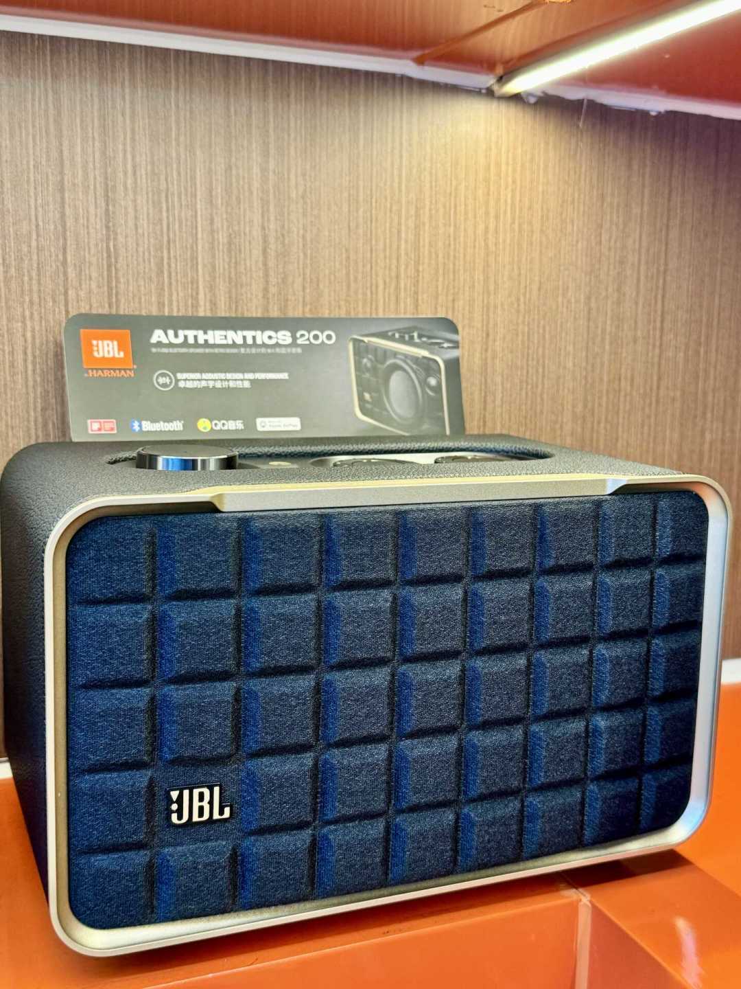 马歇尔四代发布、JBL 80周年:2000元档音箱买新还是等降价?翻完知乎和小红书,我把四条路线理清楚了