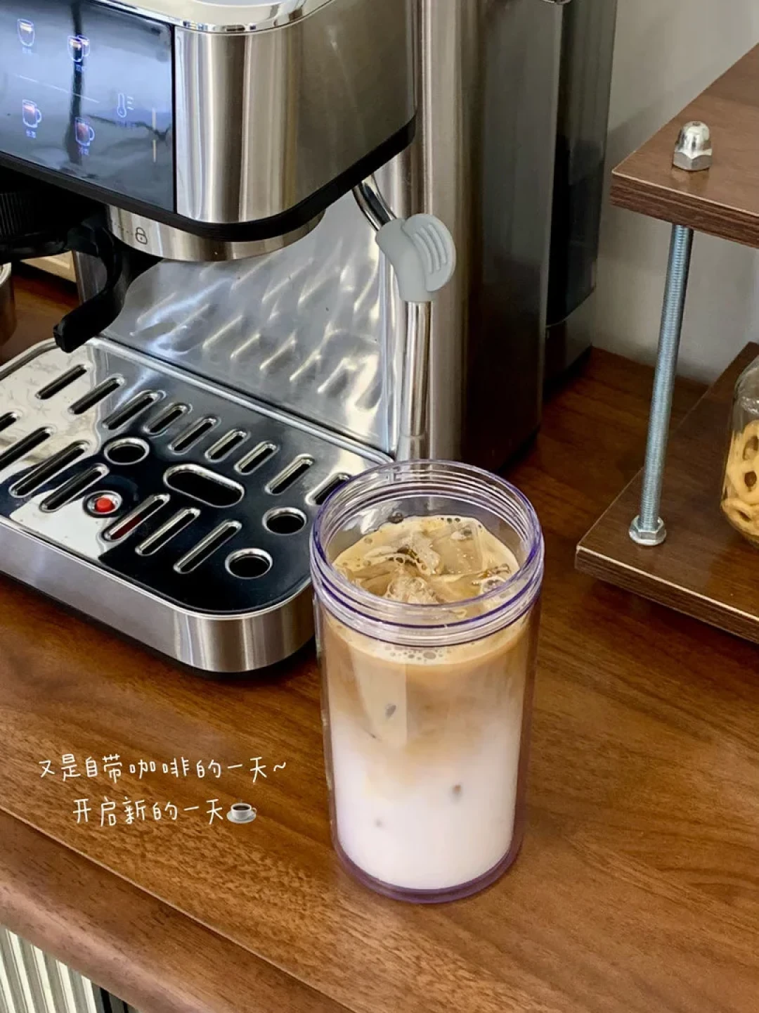 第一台半自动,研磨一体是智商税还是真香?翻完全网的吵架帖,3000块预算到底该怎么花
