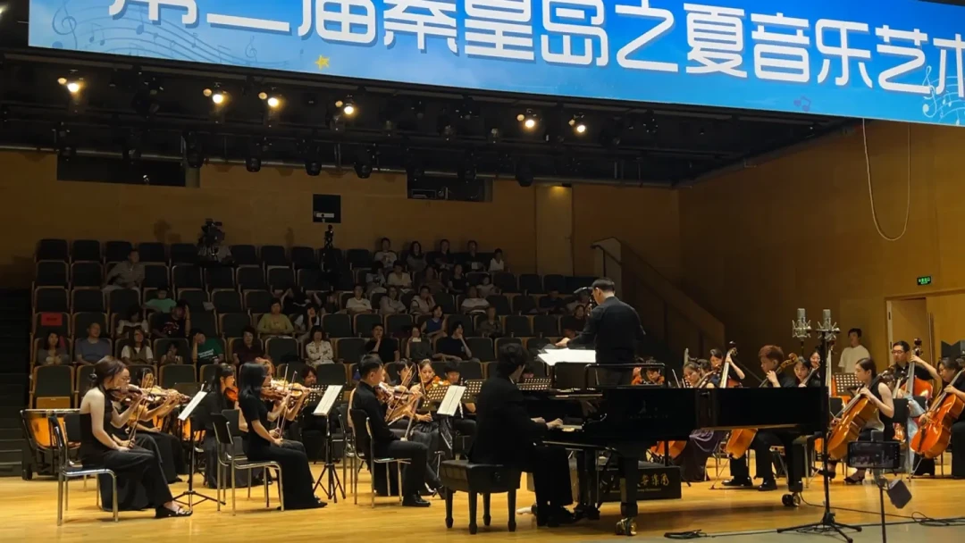 全网都在循环的爆款BGM,是莫扎特242年前写的:K.453听哪个版本、避开哪个AI坑、看哪场演出