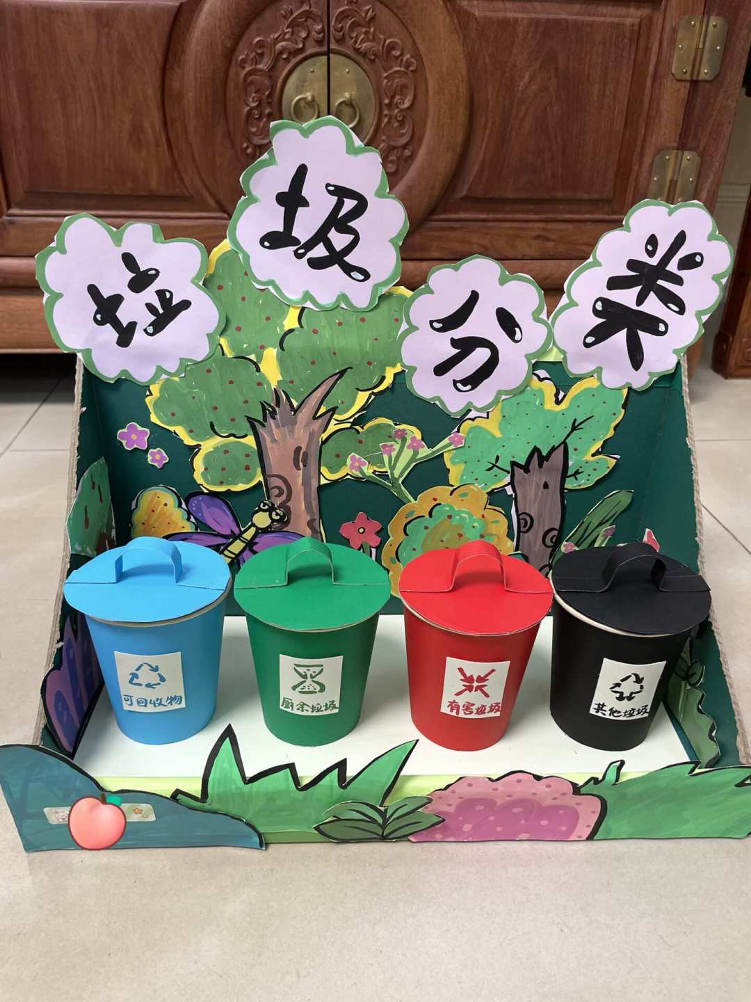 开学季“废旧材料”手工作业:59.9元材料包和108元成品,都不如家里的“破烂”靠谱
