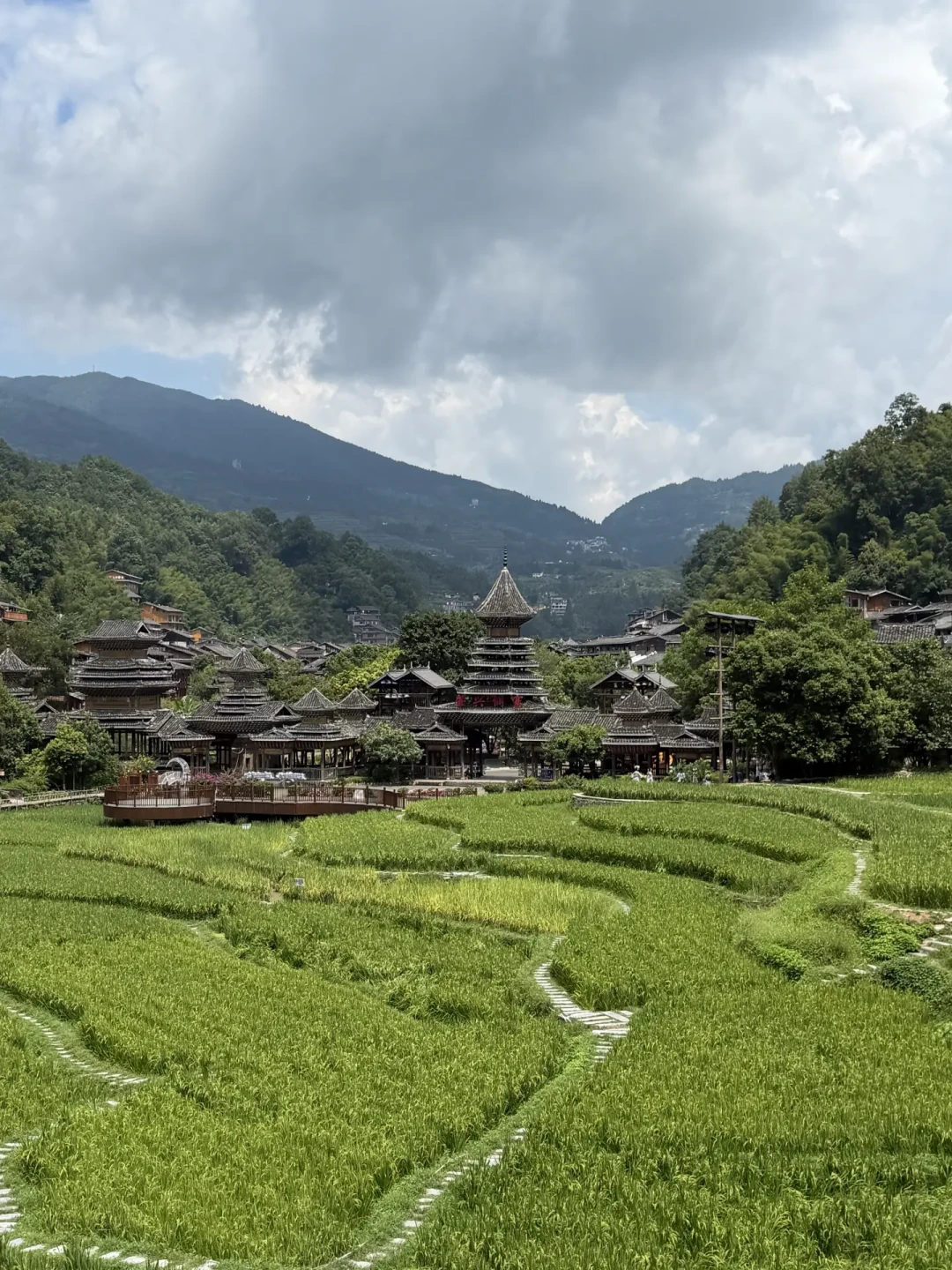 你听的侗族大歌只算一半:8月末,有人把没人再唱的北侗歌录成了4K