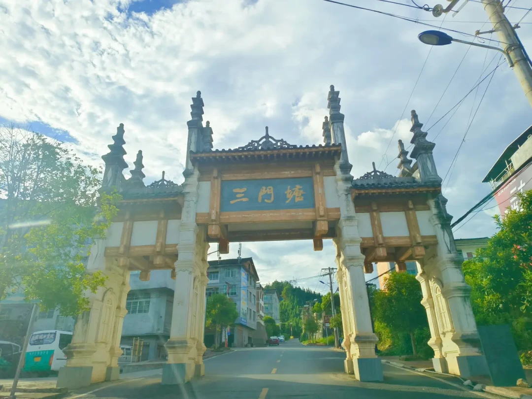 你听的侗族大歌只算一半:8月末,有人把没人再唱的北侗歌录成了4K