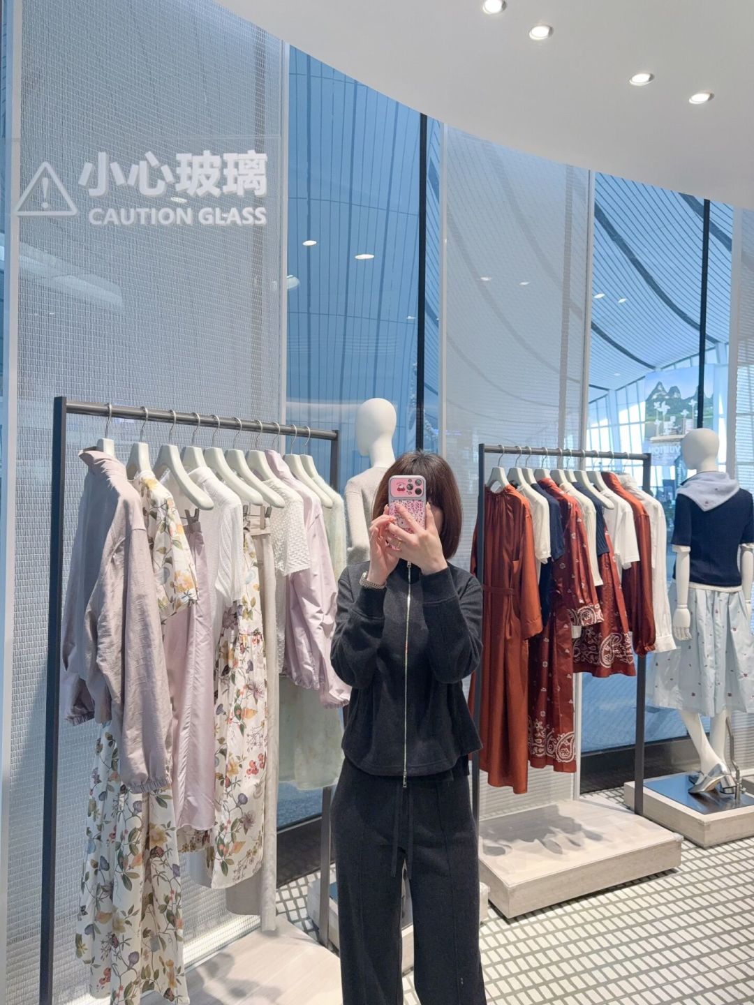 被“显老”劝退的人，这个秋冬可能被ERDOS头等舱拉回来：松弛带筋骨的版型，谁试谁合适、谁要先别冲