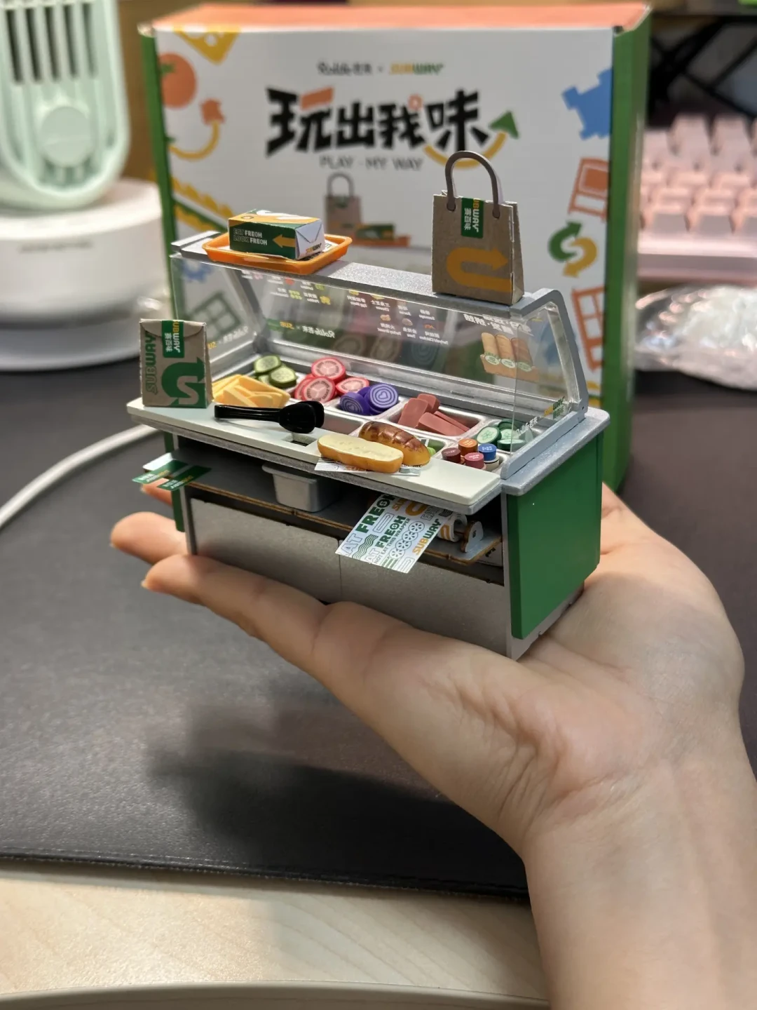 赛百味×若来联名微缩冷台限量5000开抢:39.9元季卡最稳,两个坑提前避