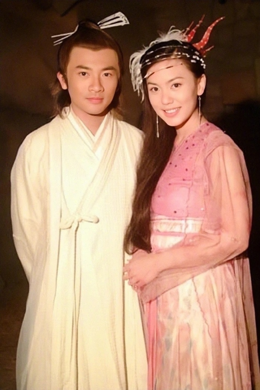 高圆圆一句话,把03版《倚天》最大的冤案翻了出来:周芷若的骂名,本来是写给角色,不是写给她的
