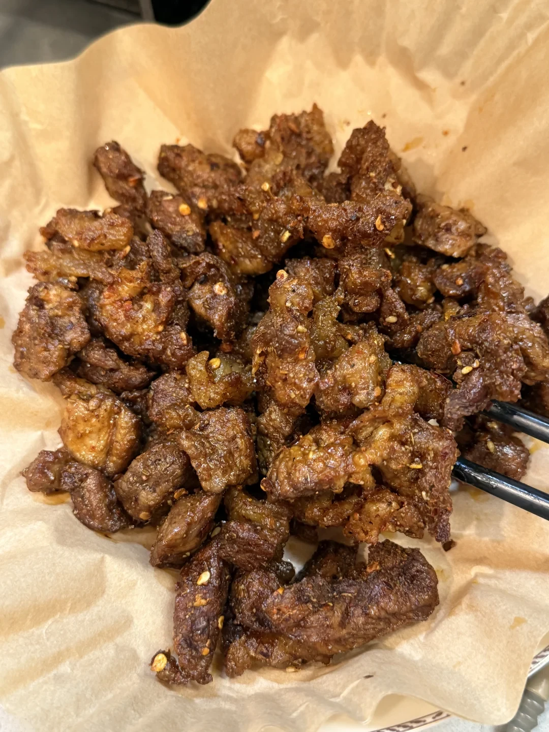 羊肉收购价同比涨2-3元,出栏季已经启动:9月囤肉窗口期,把在家烤串的账算清