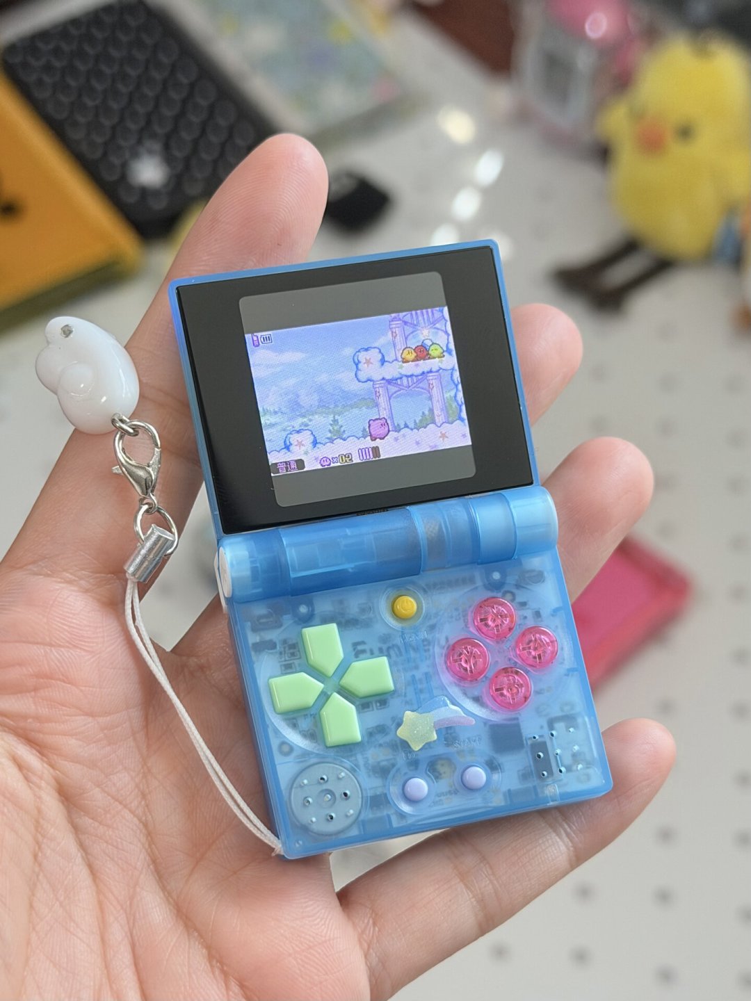 GBA230元、新小三1400元,连山寨机都cosplay千禧味:y3k审美党收第一台古早掌机前,先看这张行情避坑表