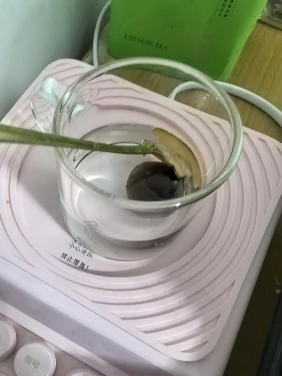 “比金匮肾气丸强百倍”?我扒了扒“脾肾双补”帖里匿名的小药丸:真名不贵,文案比药贵