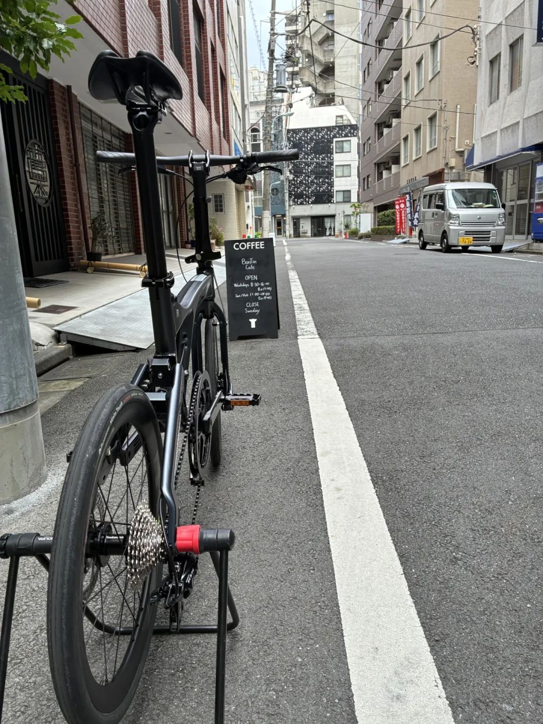 半年六店、城城集结:2026鸟车把线下铺开成地图,试骑、进群、避坑一次说清