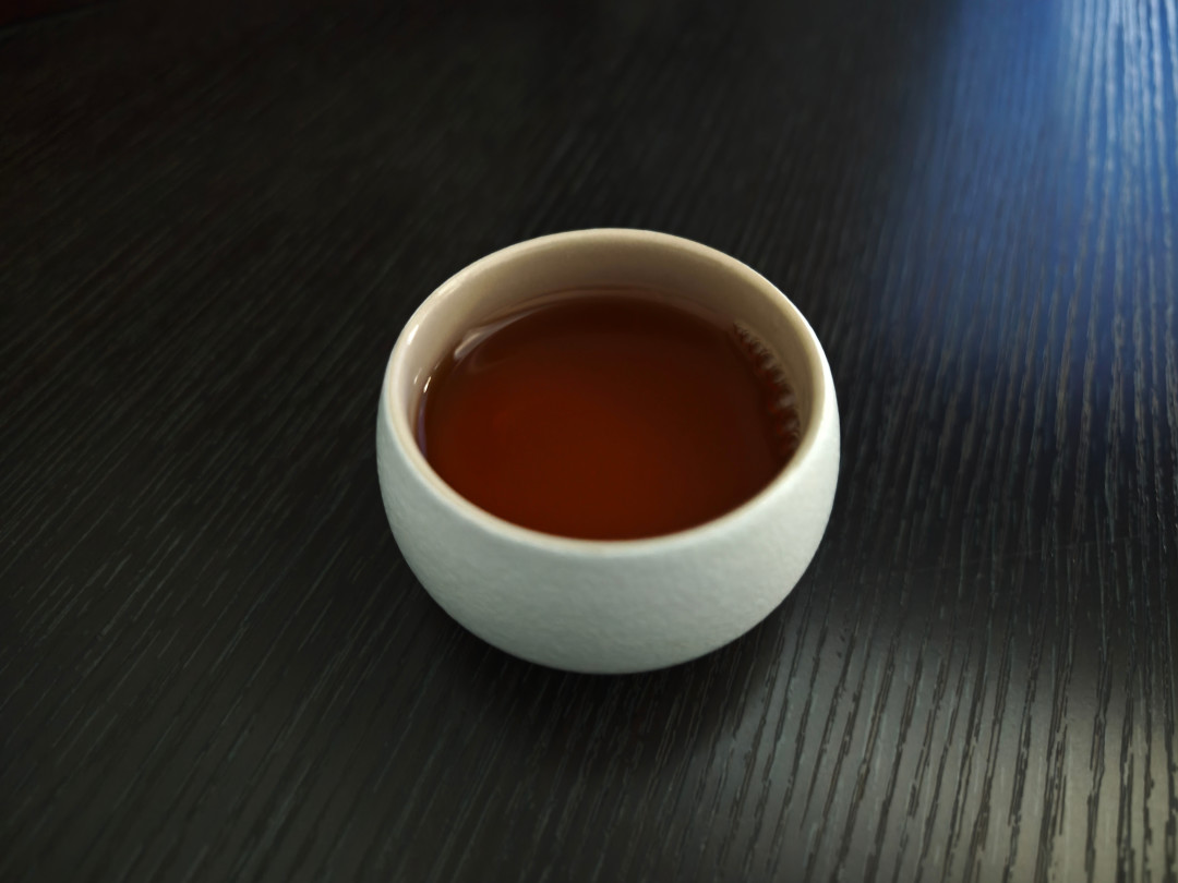 家里那笔28000元抱回来的黑茶,被调查了半年还没定性:先算清这两笔账,再决定要不要等