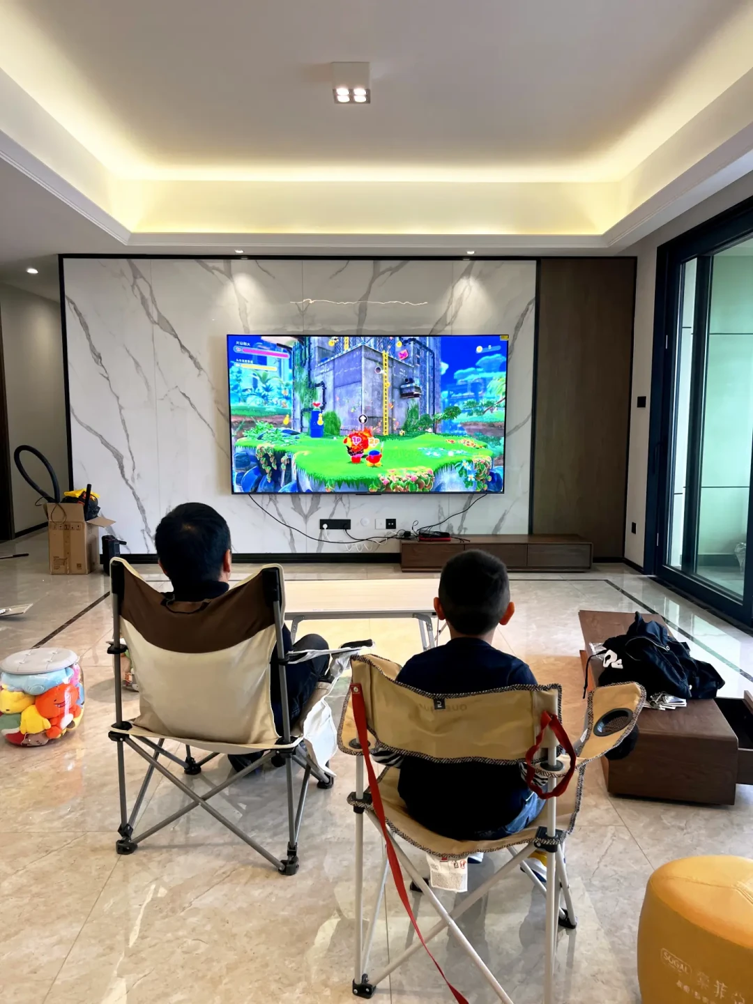 百寸已经跌破一万,但先跌破的可能是你的预算:巨幕入户前,把这三笔钱和一组角度算清楚