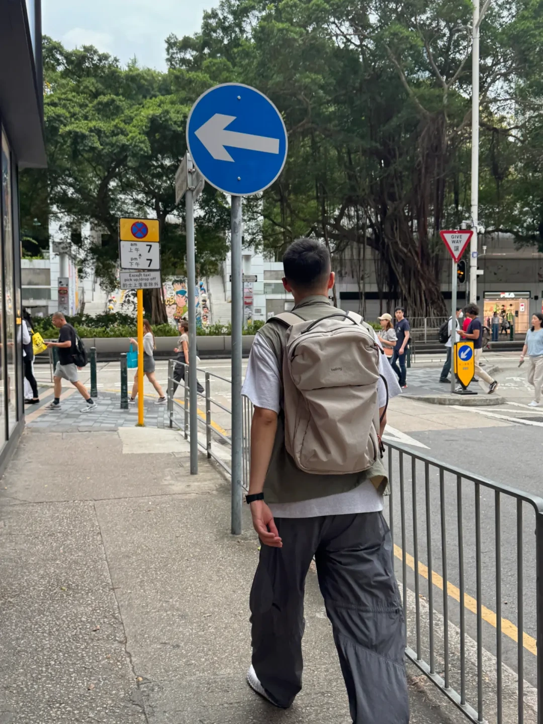 30L背包真能代替登机箱?翻完Bellroy全网真实评价,这3类人适合换