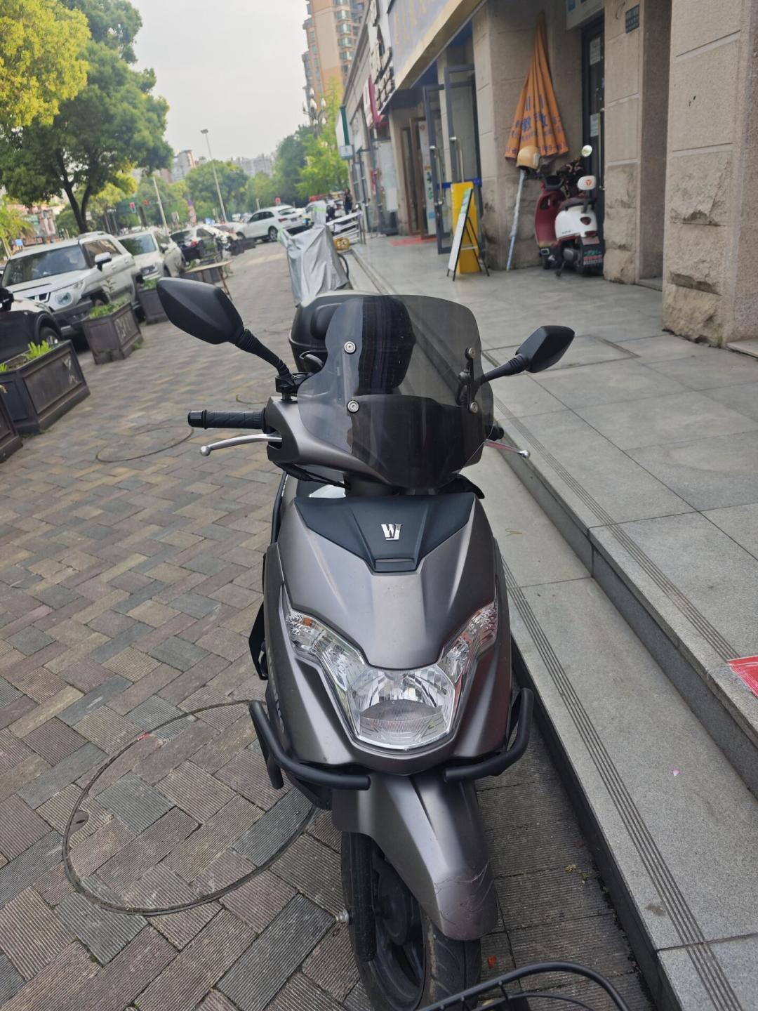 裸车已谈到7980元,部分地区还能再补10%:豪爵虎鲨125(MAX POWER)9月入手前,先算清这三笔账