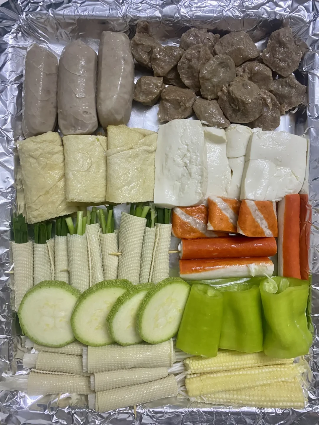 在家做烧烤,买空气炸锅还是烤箱?算完电费、出串速度和清洁账,一次说清