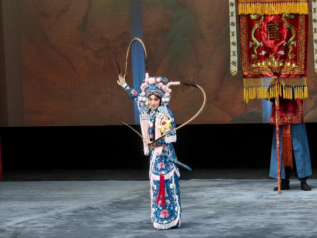 小说里被嫁给王英的扈三娘,在戏曲舞台上是绝对主角:八月底京剧昆曲接连上演《扈家庄》