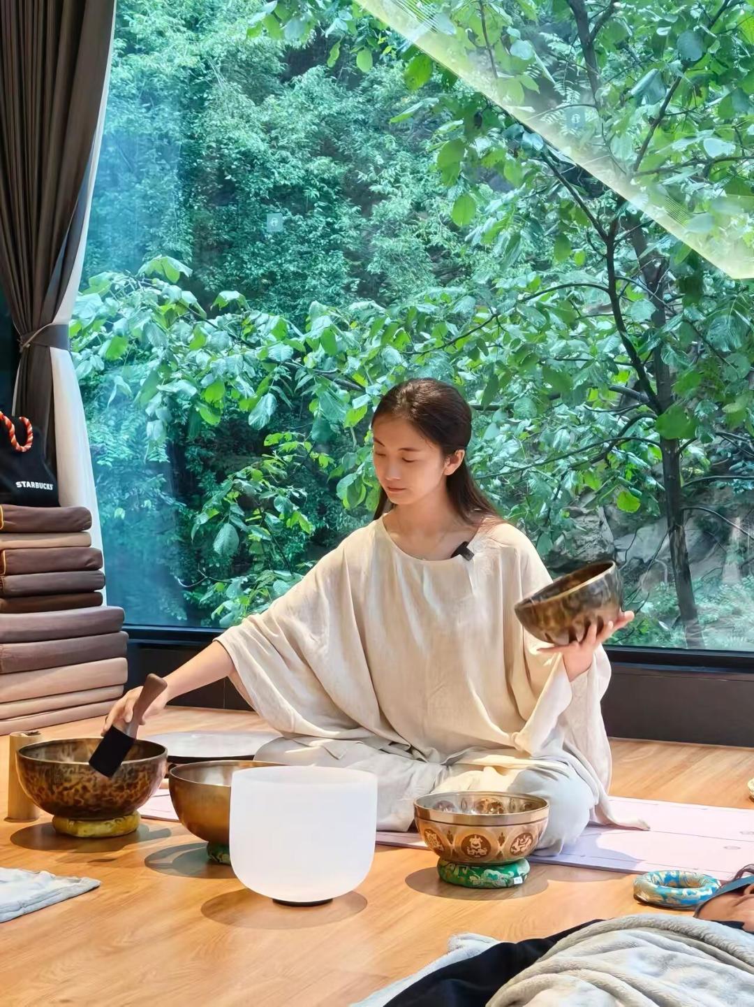 买颂钵在家听,是不是智商税?翻了研究和圈里人的真实经验,整理出这份选钵避坑指南