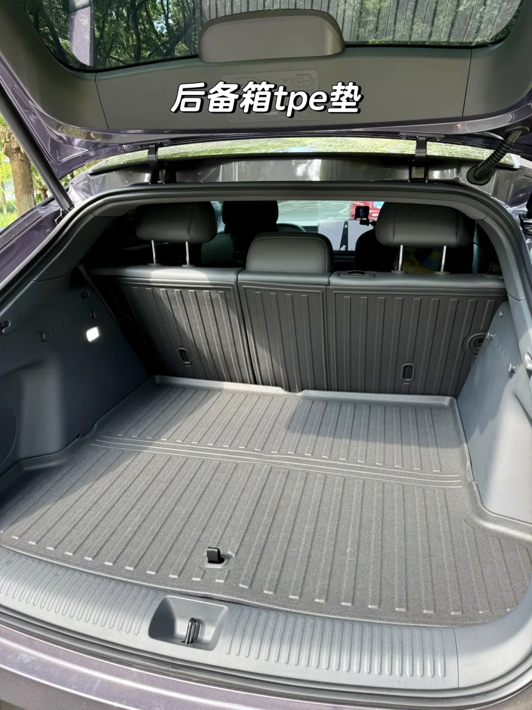 小米澎程9月7日上市,又一波人要提新车了:翻完40多篇「车品避坑」帖,分出三份清单——必买、智商税和安全雷