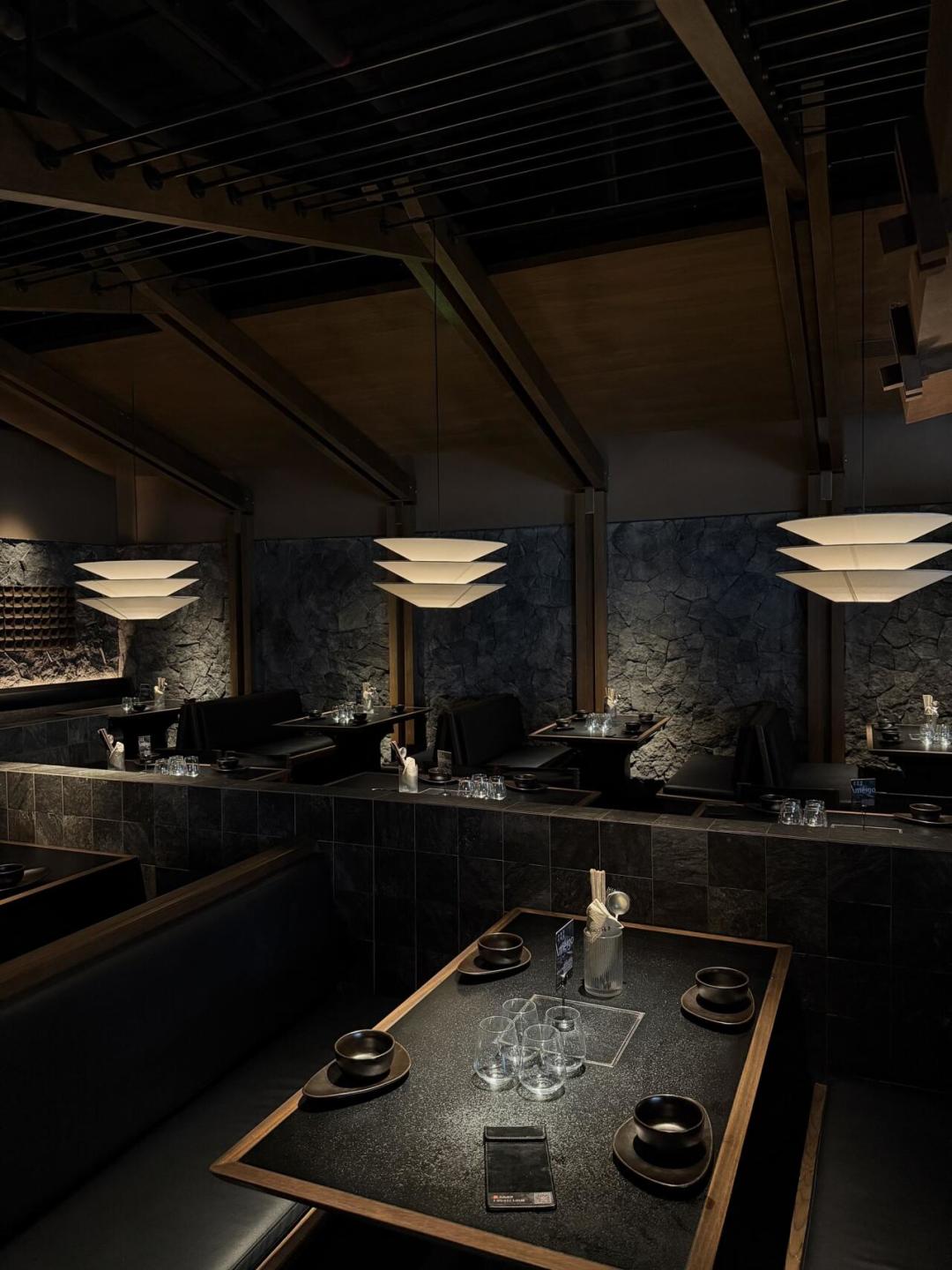 云贵川Bistro退潮:去梅果吃饭前,先看这两份