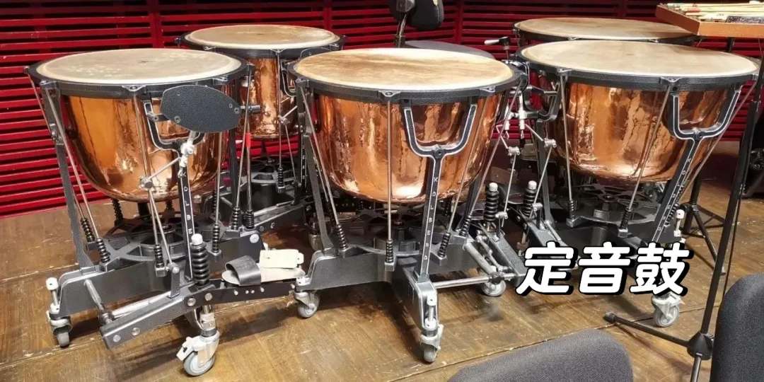 学了几年架子鼓，高二才被告知艺考要再加一门“有音高”的乐器：翻完全网转项讨论帖，理清3条路线、2笔账和12月前的5个节点