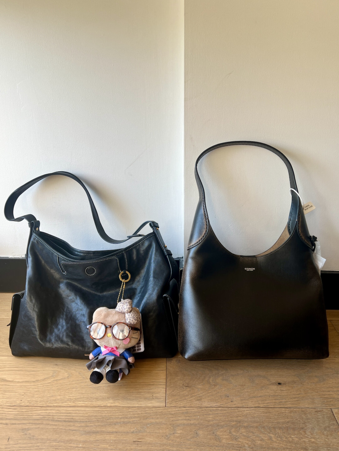 LV二手腰斩、Coach持续变贵、山下有松追上来:加入“Coach还是山下有松”战局前,先算清这三笔账