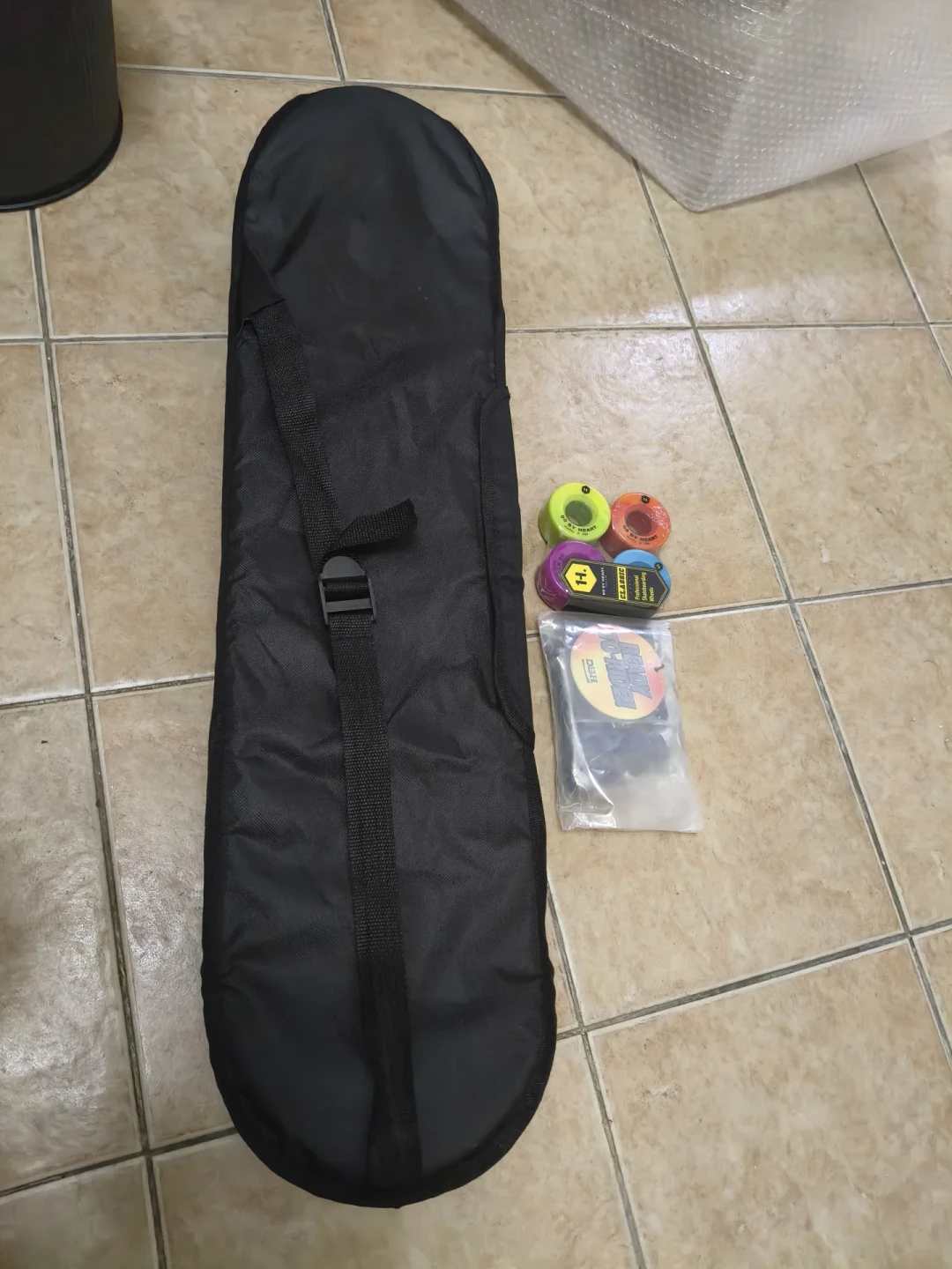 309买的DBH挂169求带走:开学季的二手板潮里,藏着新手最划算的一笔账
