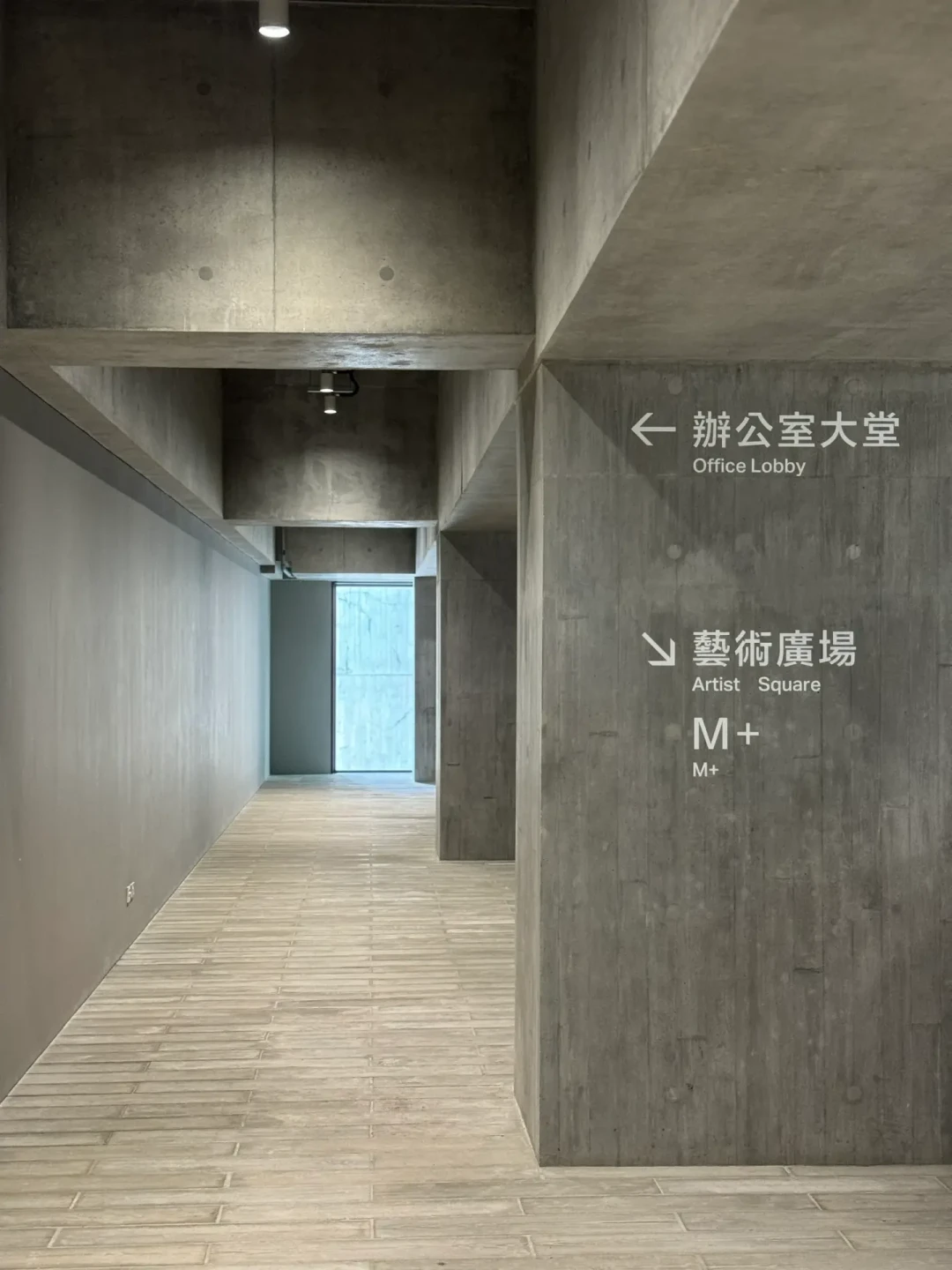 富艺斯秋拍还没开始,至少6名高层接连离任:业绩史上最佳,人为什么先走,费用还是三大行最贵?