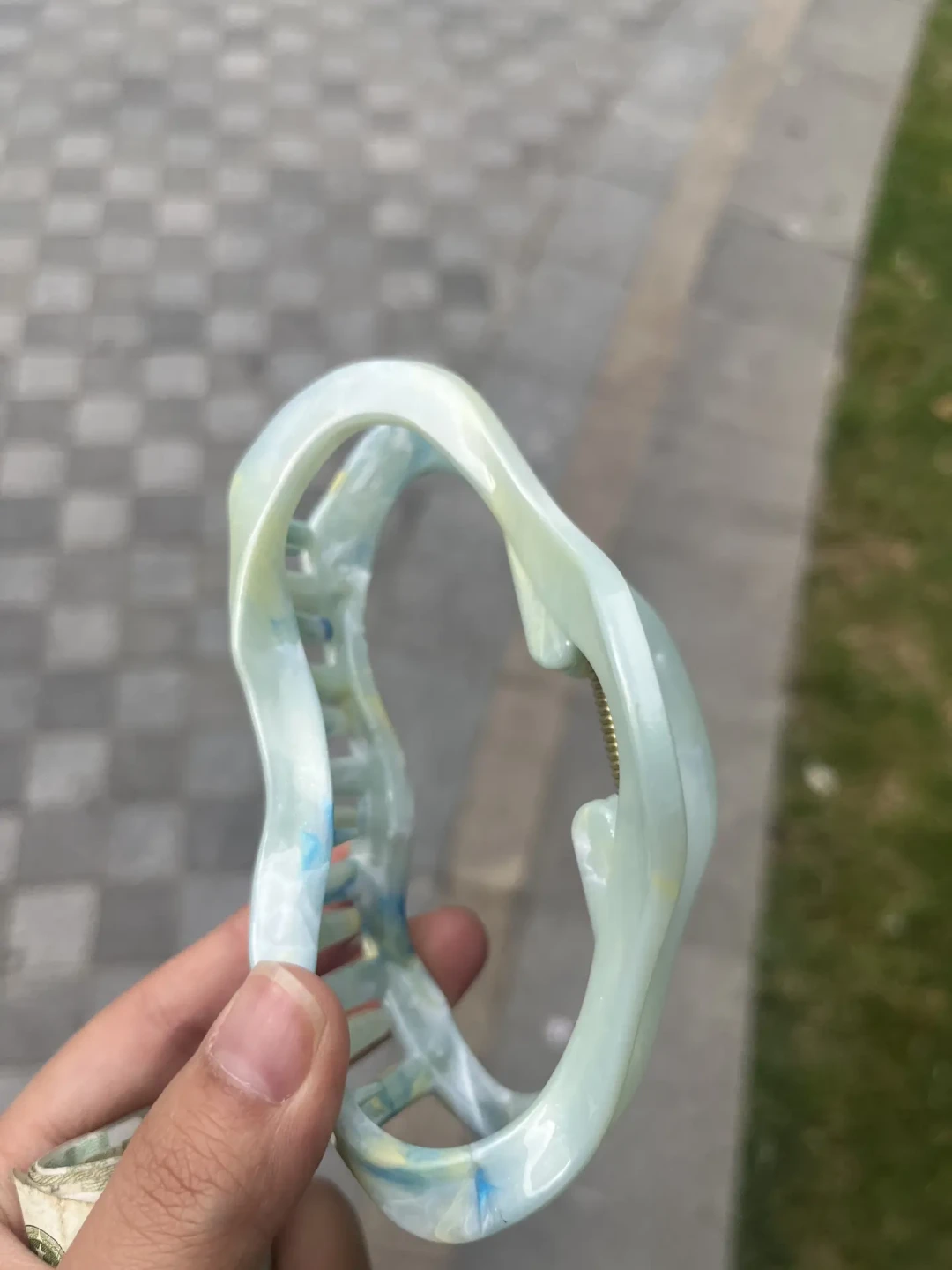 甜心夹戴不稳的，八成不是手笨，是尺寸买错了