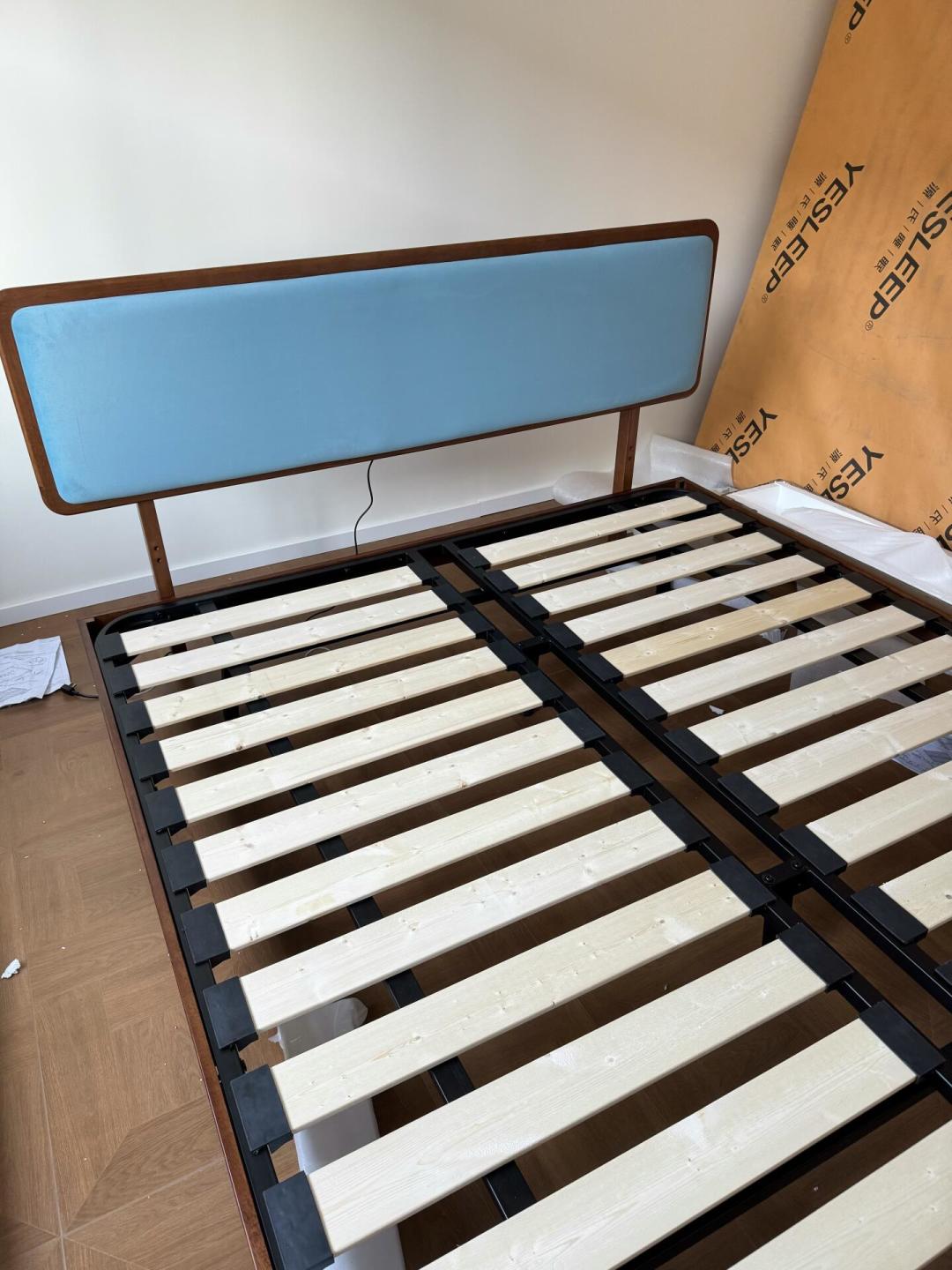 实木床最低790元:翻完维莎的全部真实评价,说说哪几件值得买、哪几件该加钱