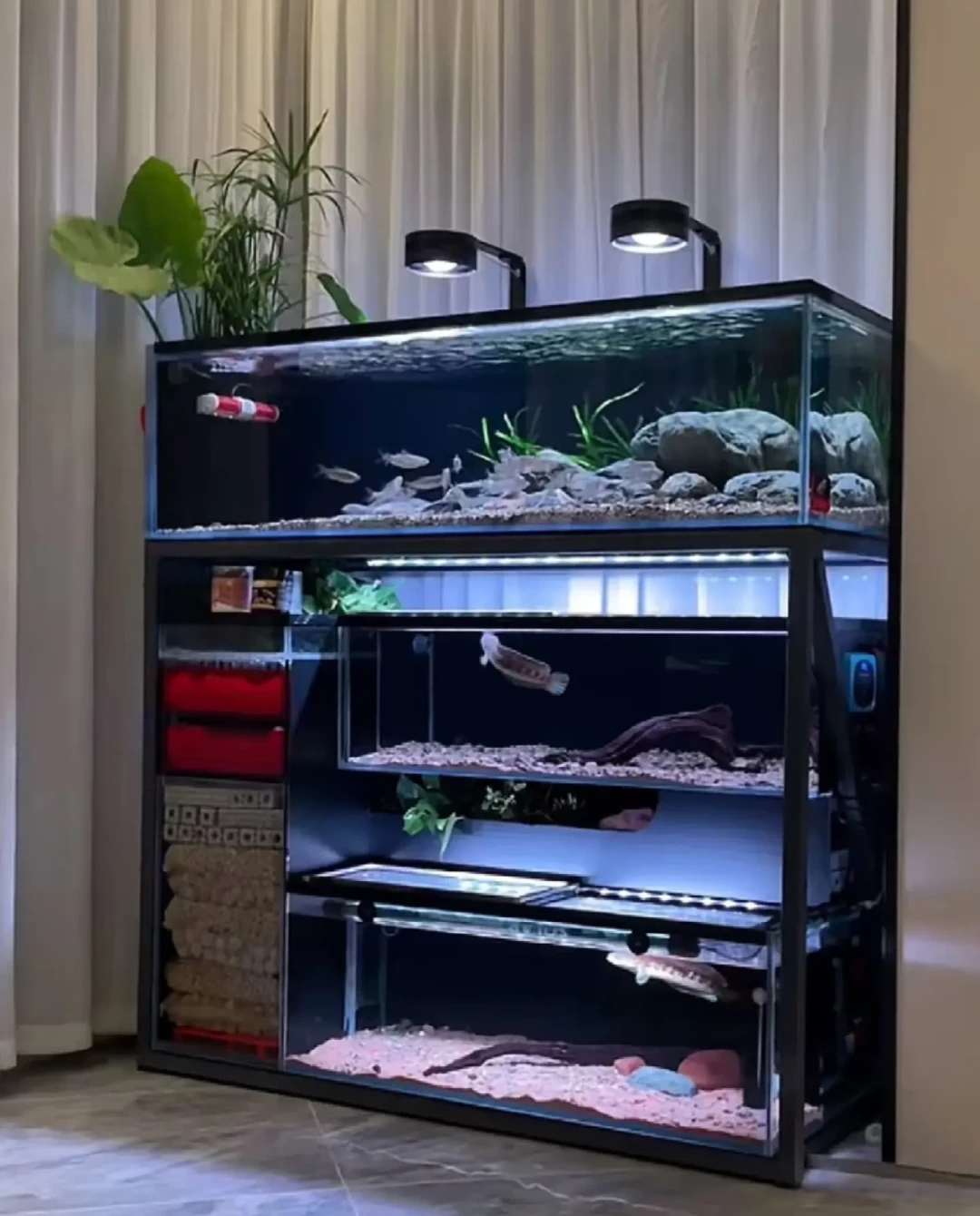 鱼缸自动换水正在被玩命DIY:翻完三条路线和414条评论,我先劝你保住地板
