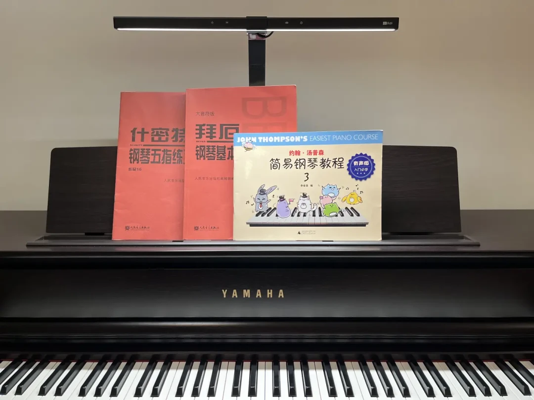 成人学钢琴的