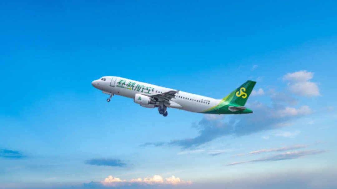 春秋航空半年赚10亿,却是被骂最多的航司:抢9月低价票前,先把这笔