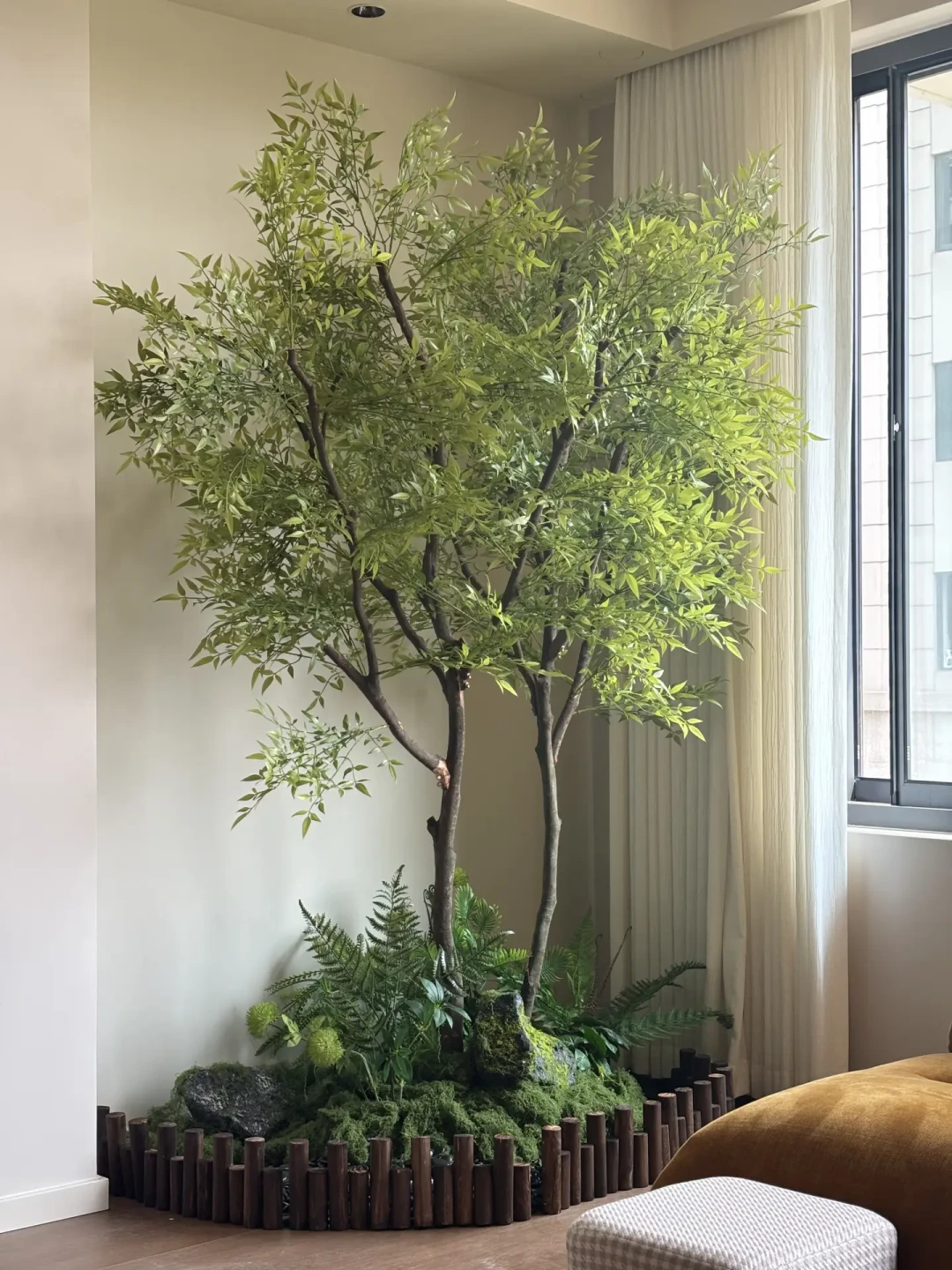 我翻了全网10笔阳台改造真实花费:防水和土最便宜,真正的无底洞是花箱和植物