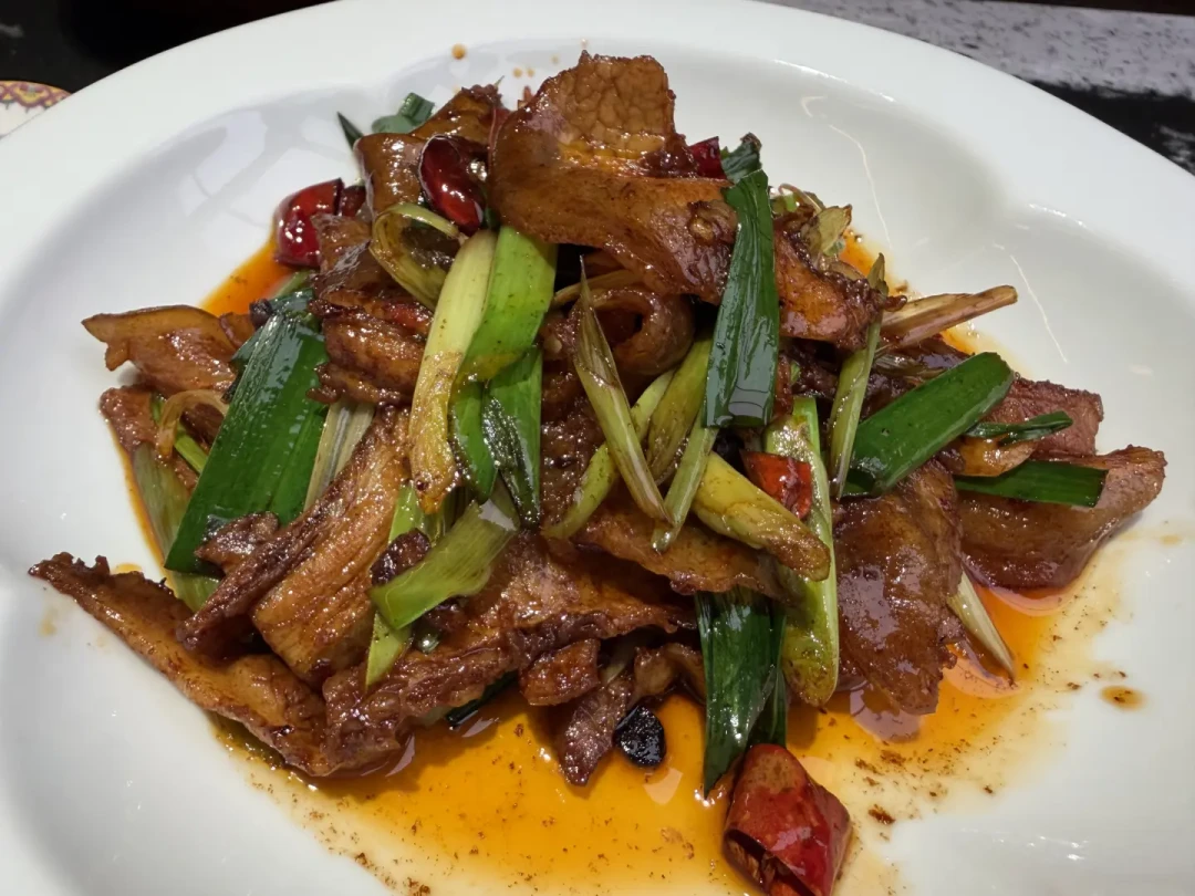 日本人把草莓做进麻婆豆腐,成都还在争放不放豆瓣:对照陈麻婆非遗传人公开的工艺,分水岭是这5个细节