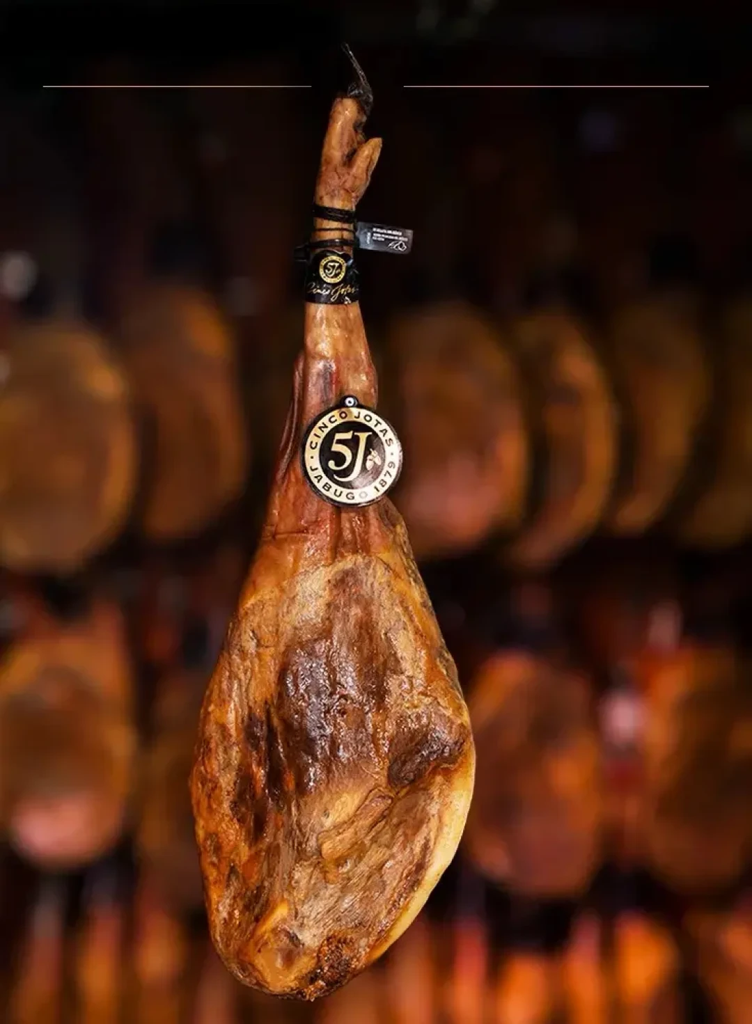 前腿能比后腿便宜一半,但不是谁都该买:西班牙火腿四色标签之外,还得看这三件事