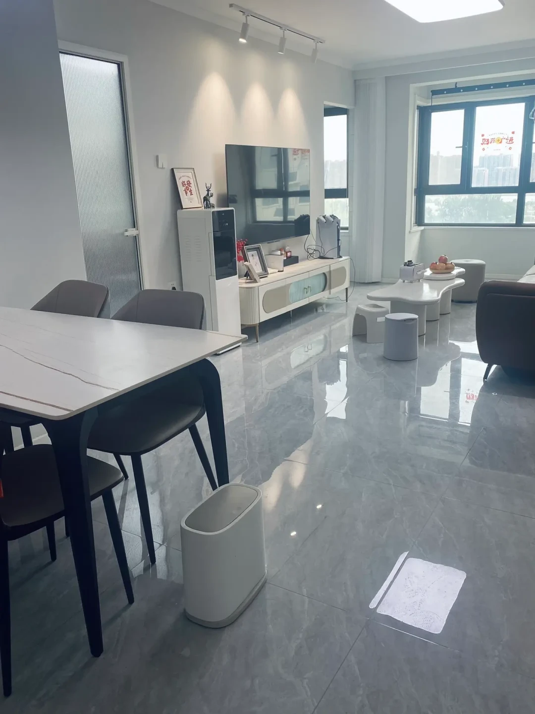 买蒙娜丽莎瓷砖,先别急着砍价:包装色号首位藏着产地,A/B是广东,C/D是外地