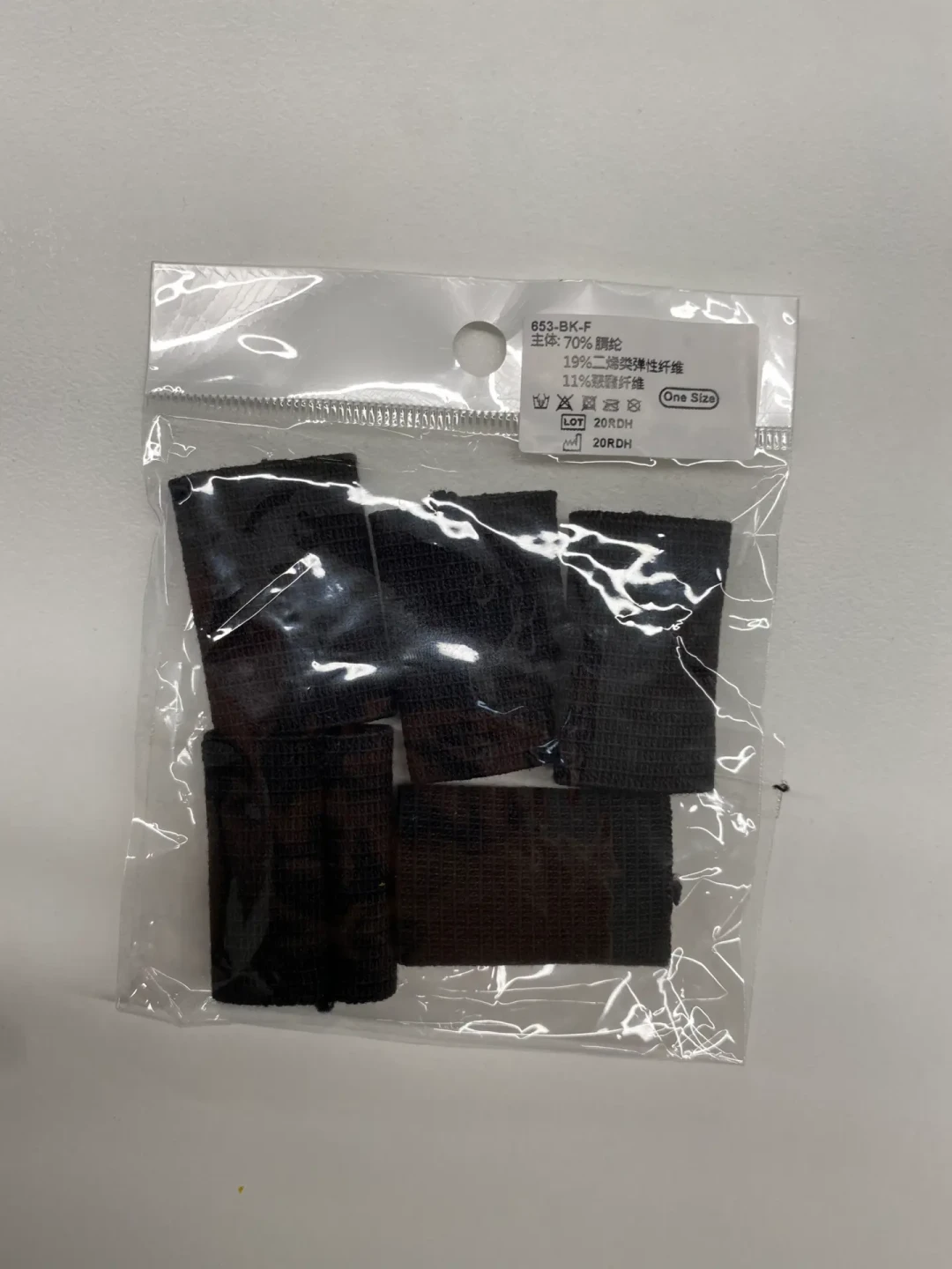 运动员缠满胶布的手指,是给业余最值钱的一堂免费课:护指贴、软指套、硬支具,买错比不买更疼
