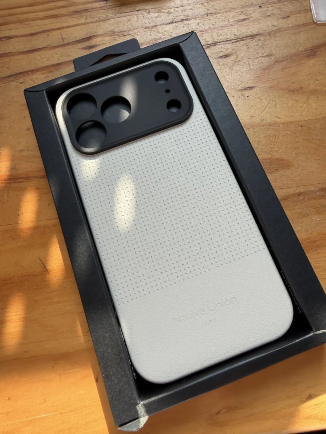 iPhone 18 快到了,Native Union 还值得押吗?壳的复用、跟进节奏和这些槽点,先搞清楚再换新